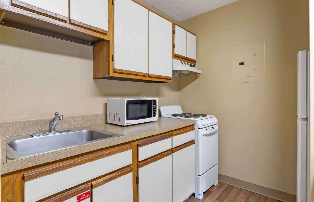 Extended Stay America Suites - Cincinnati - Blue Ash - Reagan Hwy Екстер'єр фото