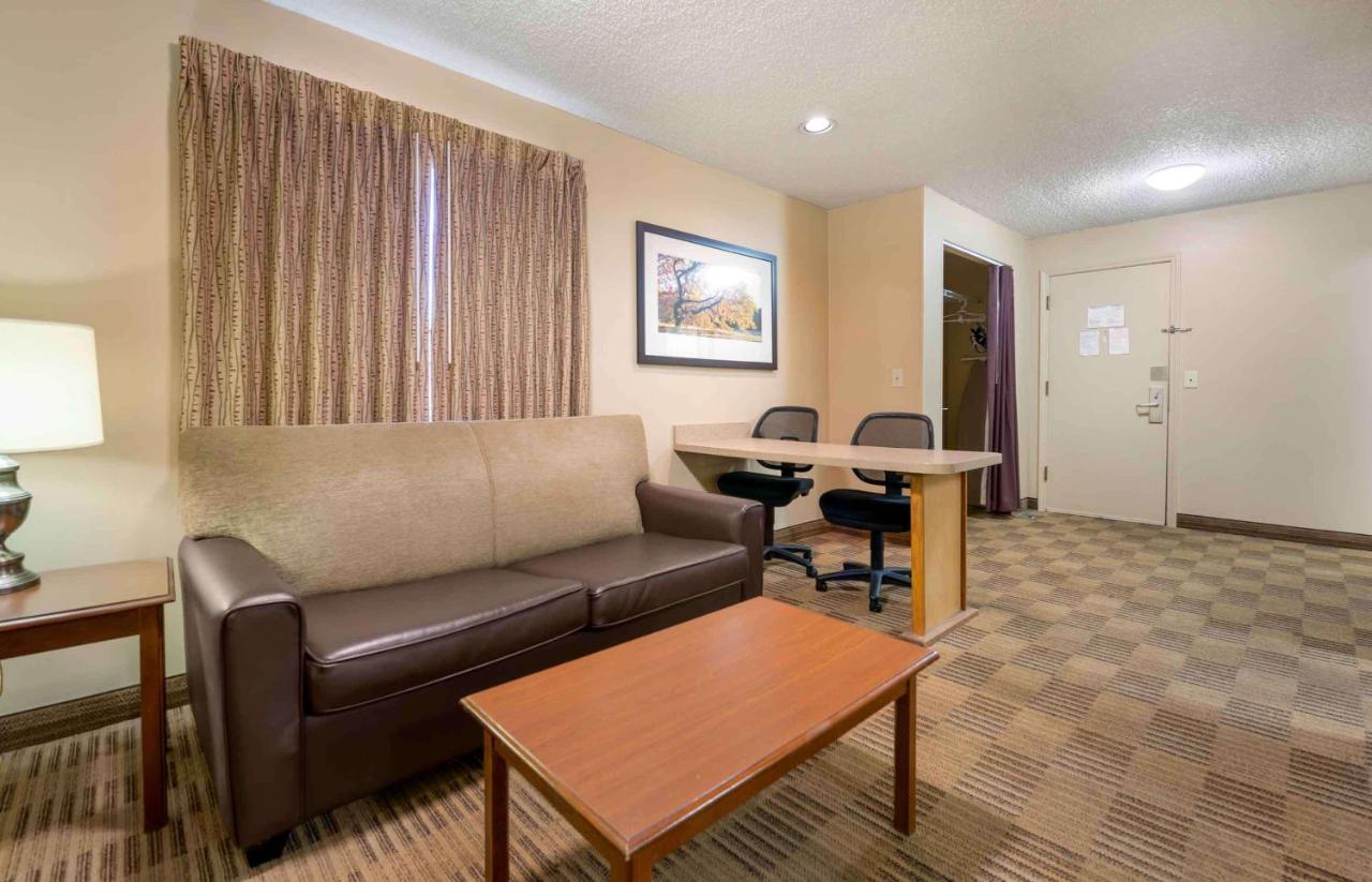 Extended Stay America Suites - Cincinnati - Blue Ash - Reagan Hwy Екстер'єр фото